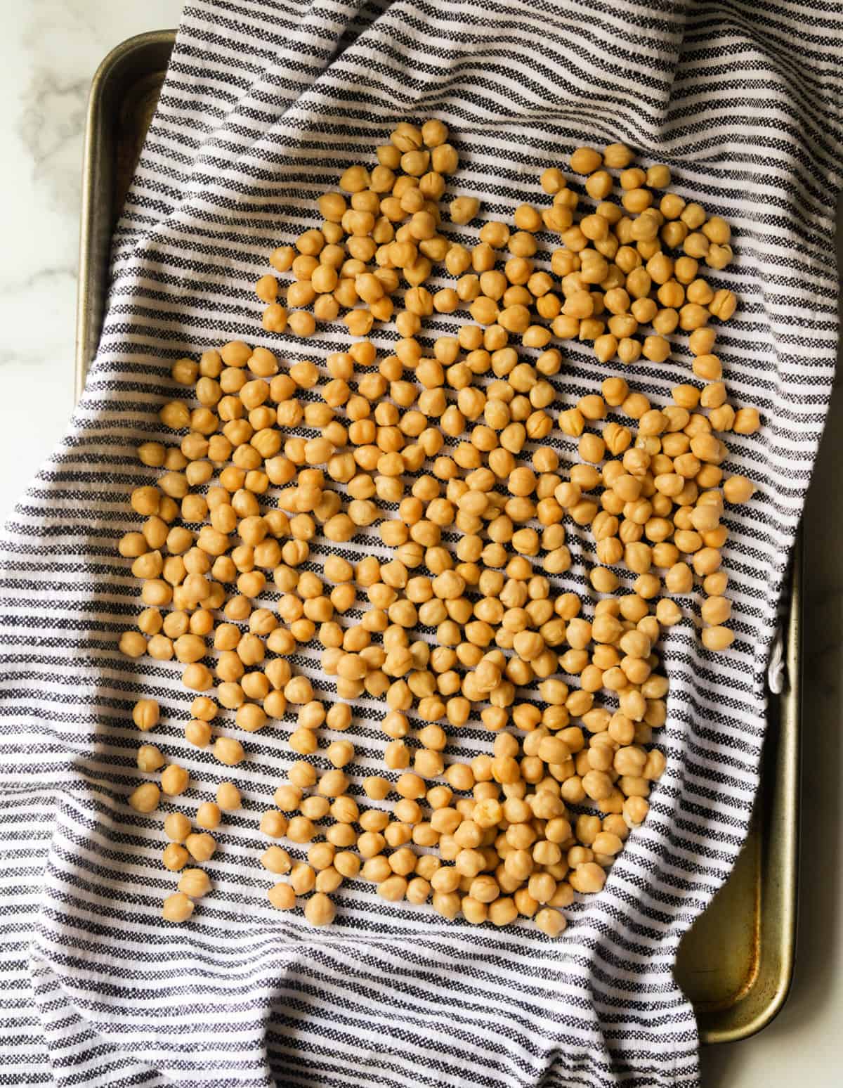 Spicy Roasted Chickpeas 1 scaled 1