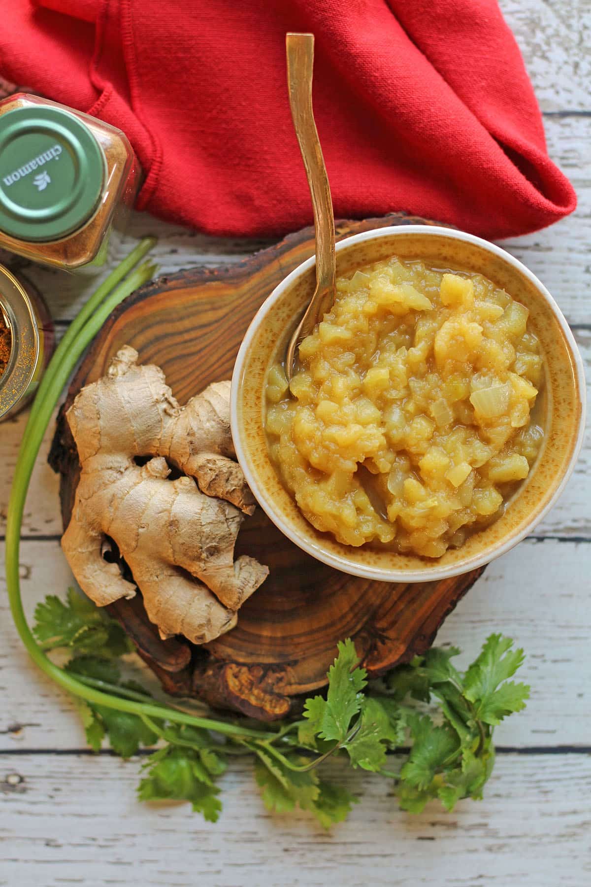 apple chutney with ginger