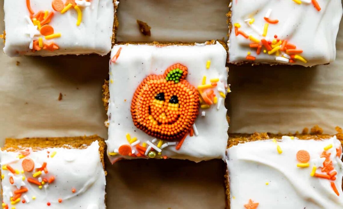 pumpkin bars and cream cheese frosting 1